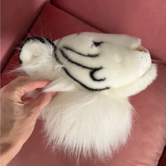 White Tiger Plush Wall hanging nwot - Picture 2 of 5